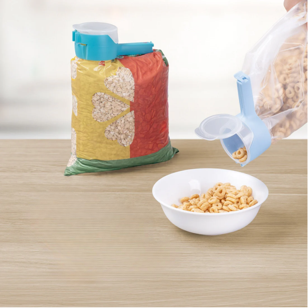 Dispensa clip azul dispensando cereal bolsa alimentos despensa organización - Picky Club Guatemala